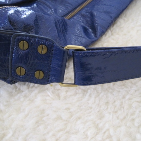 Matt & Natt Japanese Paper Krinkle Hobo Bag - Picture 7 of 12